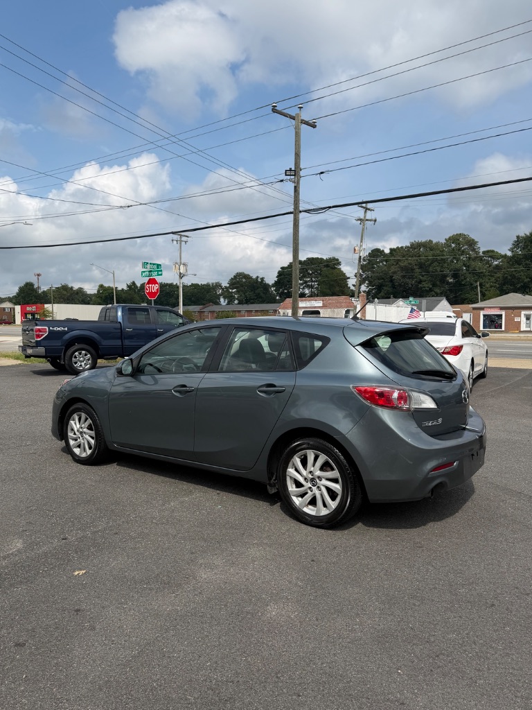 2013 Mazda MAZDA3 i Grand Touring - Photo 8