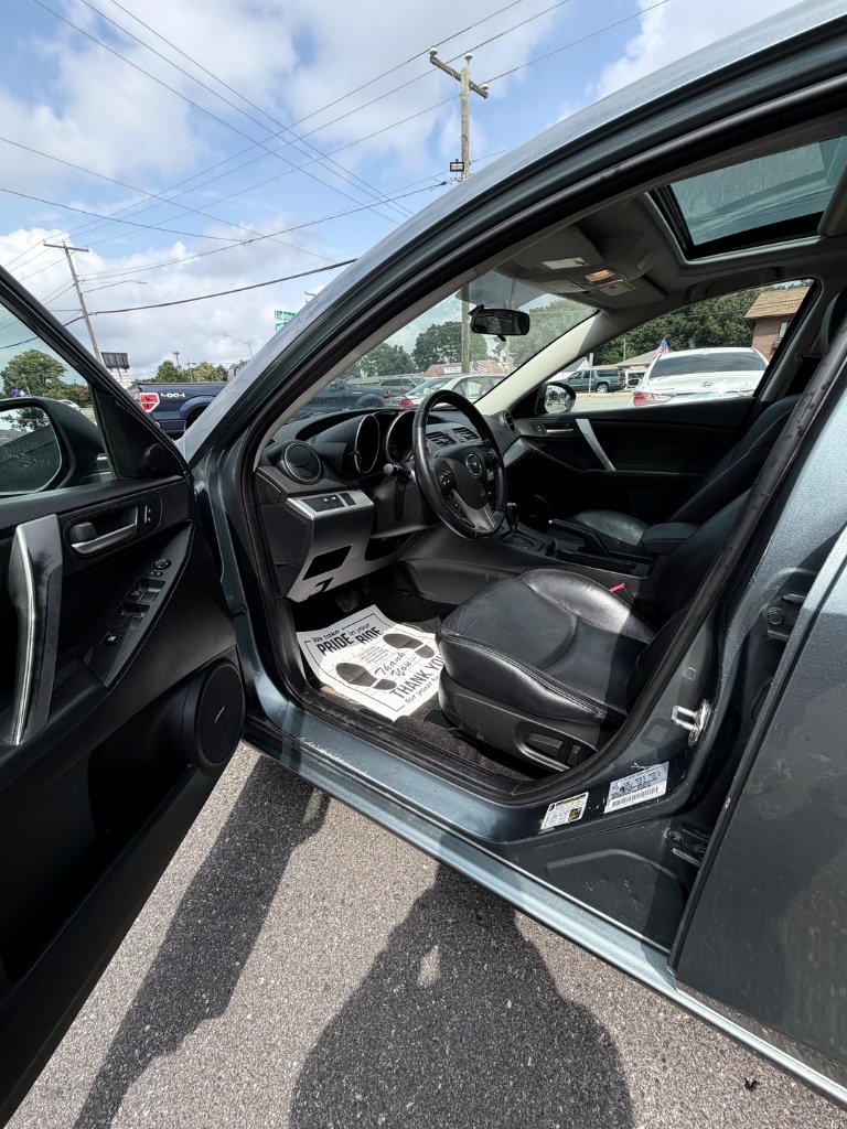 2013 Mazda MAZDA3 i Grand Touring - Photo 9