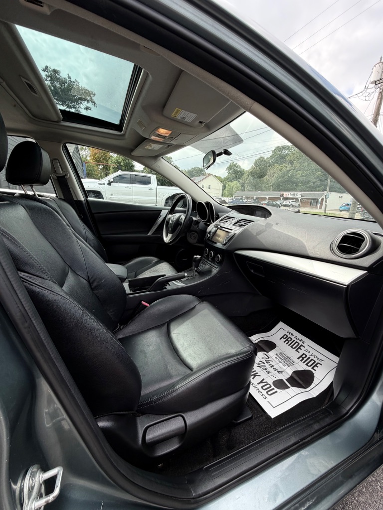 2013 Mazda MAZDA3 i Grand Touring - Photo 12