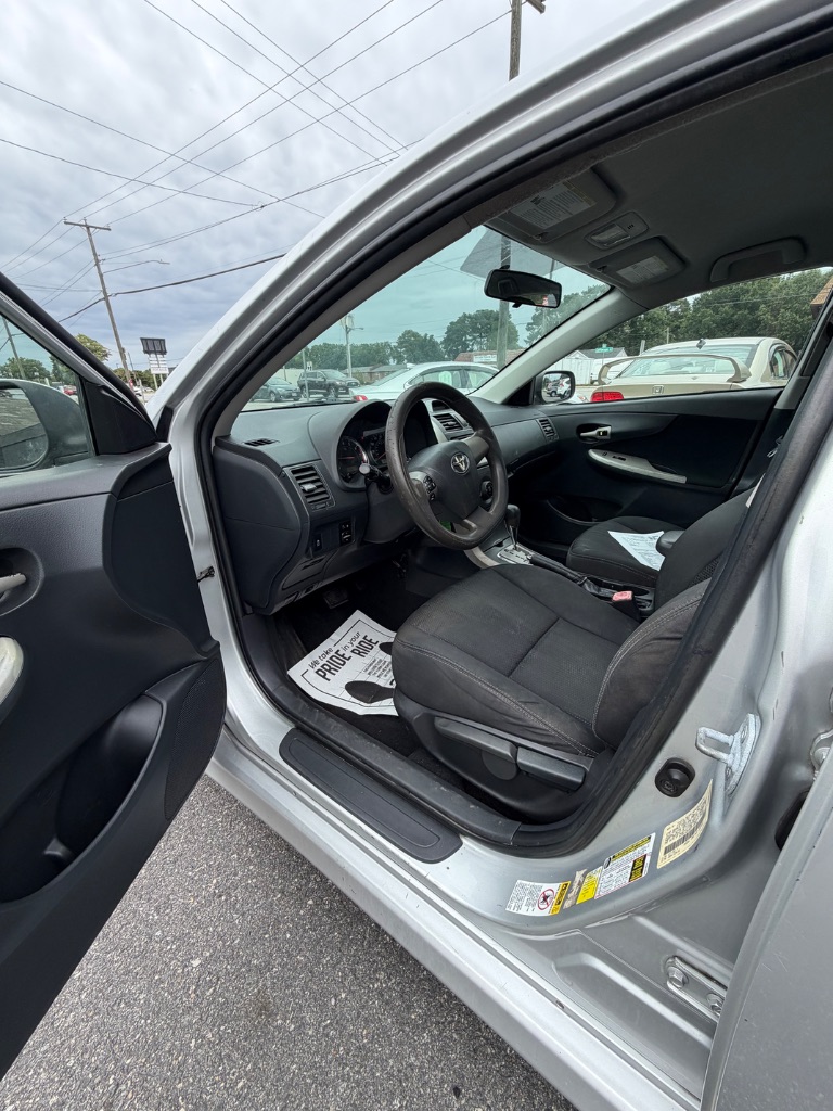 2013 Toyota Corolla S - Photo 9